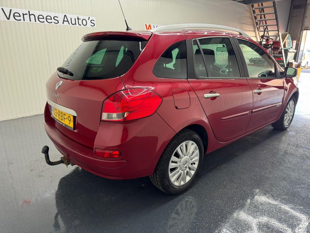 Renault Clio Estate 1.2 TCE Collection (bj 2011), Euro 5, 535 kg, Gebruikt, 4 cilinders