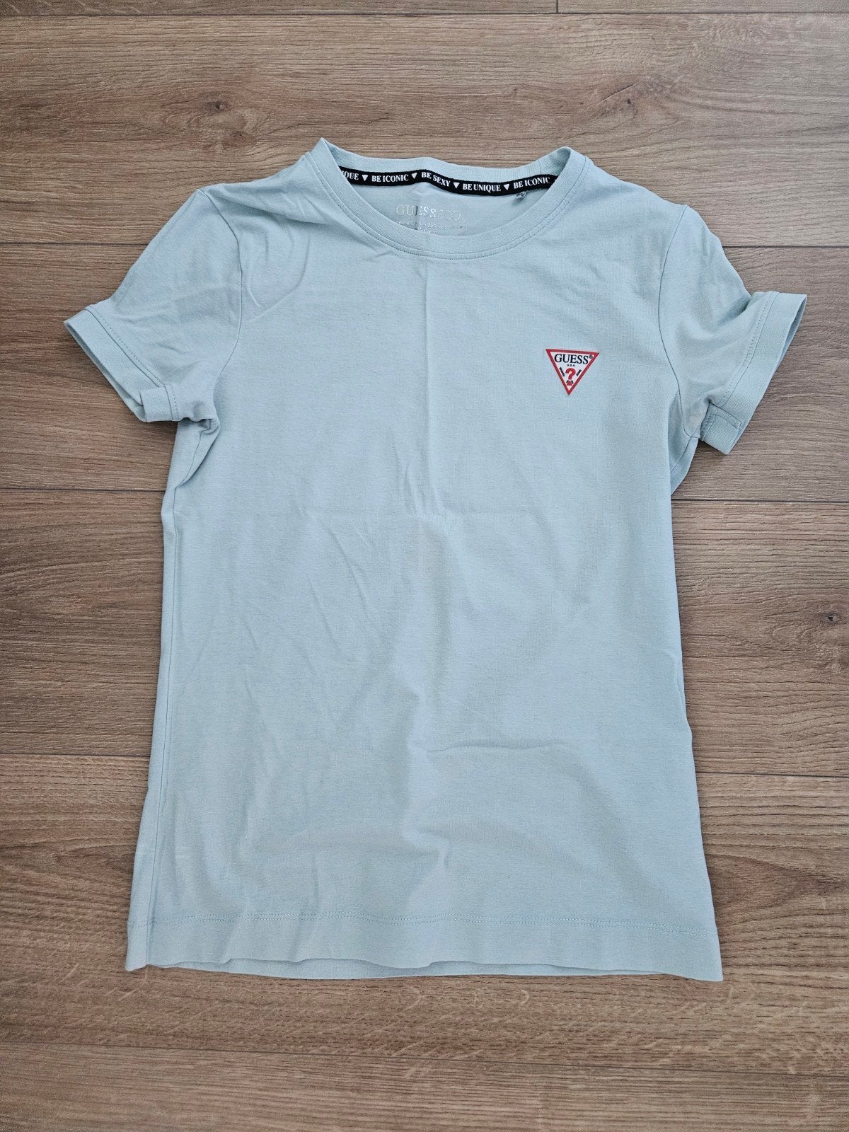 Guess shirt M, Kleding | Dames, Maat 38/40 (M), Guess, Ophalen of Verzenden, Zo goed als nieuw