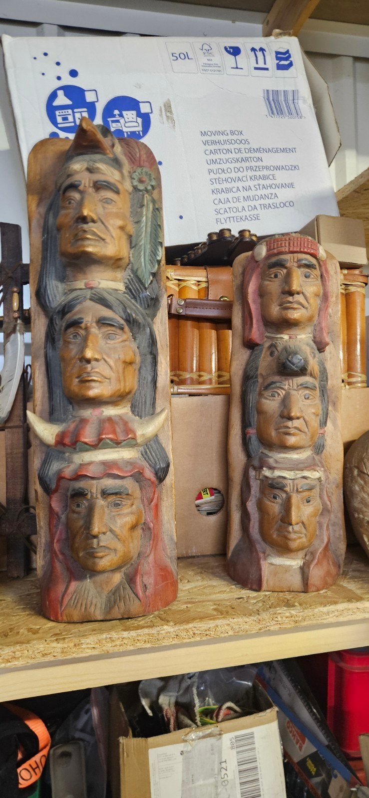 Diverse beelden en bustes van indianen en totempalen, Antiek en Kunst, Beeld, Hout, Noord-Amerika, Overige stijlen