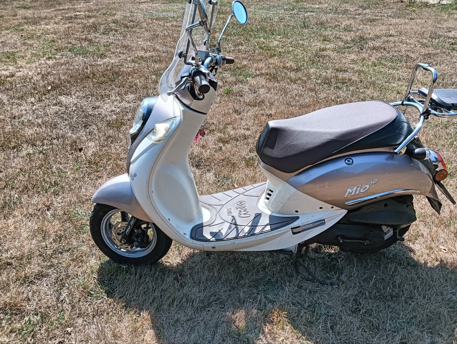 tekoop sym mio snor, Zo goed als nieuw, Benzine, Maximaal 25 km/u, Ophalen