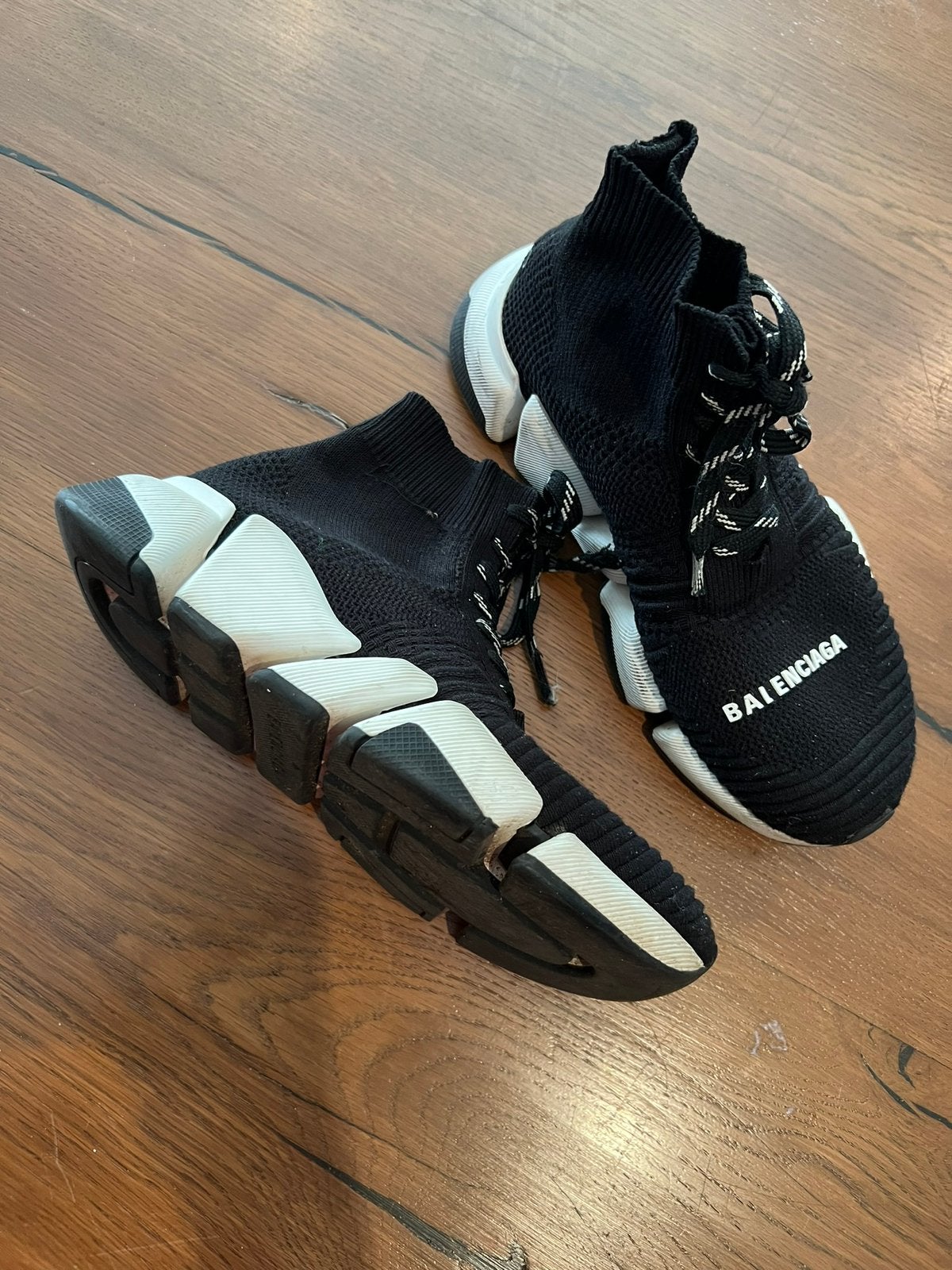 BALENCIAGA sneakers maat 35 origineel zgan, Kleding | Dames, Schoenen, G, Zwart, G, Ophalen of Verzenden