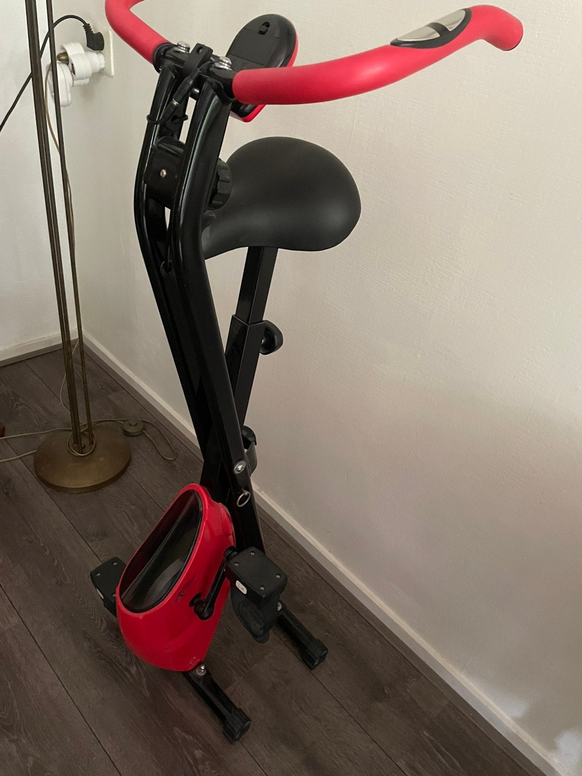 Te koop hometrainer, Ophalen of Verzenden, Zo goed als nieuw, Hometrainer