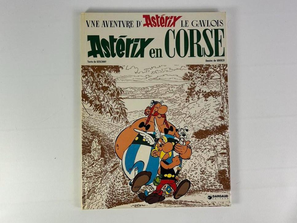Astérix en Corse – Goscinny & Uderzo | Frans Hardcover 1973, Boeken, Stripboeken, Eén stripboek, Ophalen of Verzenden, Gelezen