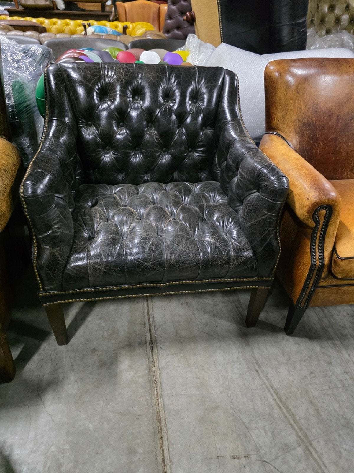 Leren industriële Chesterfield Fauteuil - Donkergrijs/Zwart, Gebruikt, Chesterfield, Klassiek, Vintage, Onbekend, Ophalen of Verzenden