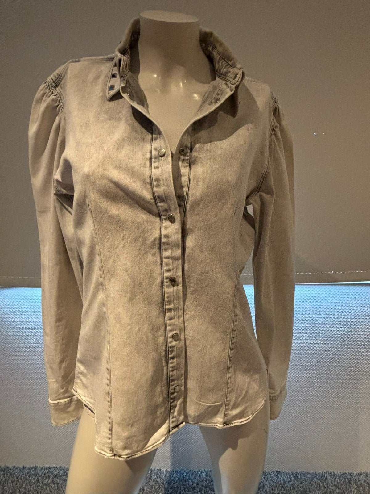 Dondup jeans blouse met noppen maat 38, Ophalen of Verzenden, Zo goed als nieuw, Maat 38/40 (M), Blauw