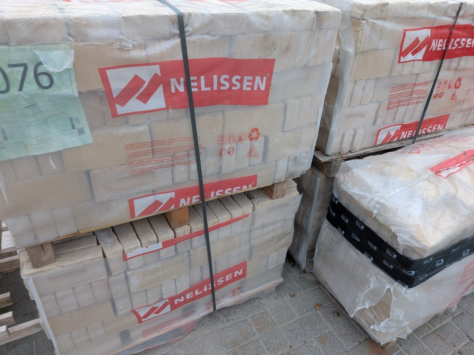 Nelissen Bakstenen - Nieuw, 212x101x51 mm  1700 stenen., Doe-het-zelf en Verbouw, Metselstenen, Ophalen, Nieuw, Bakstenen