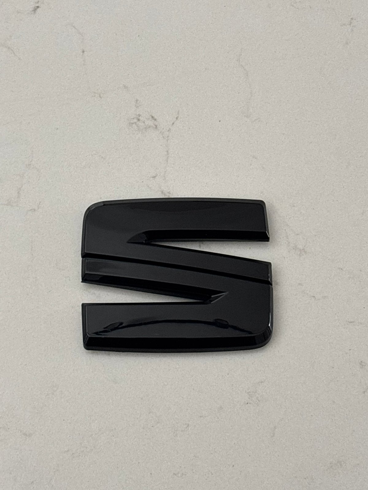 Seat Ibiza 6F / Leon 5F embleem zwart Nieuw, Ophalen of Verzenden