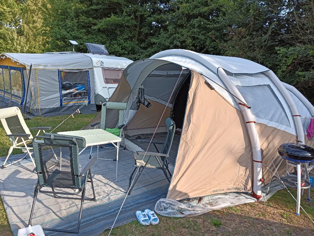 Opblaasbare tent met bagagewagen, Ophalen, Zo goed als nieuw, Tot en met 5