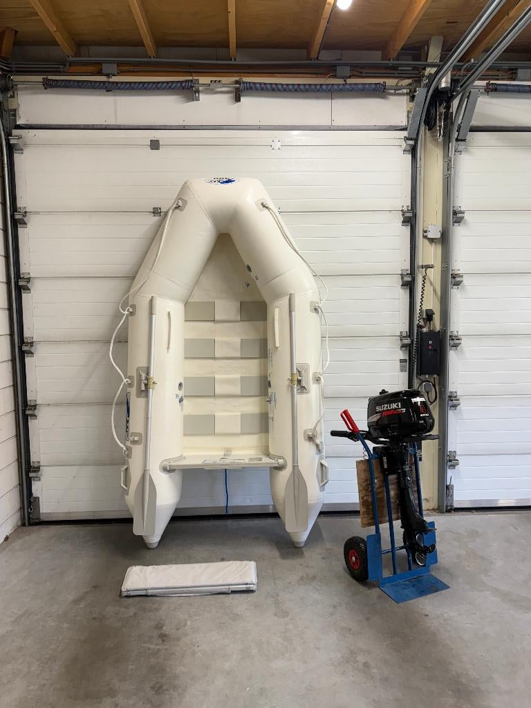 Rubberboot Z-Ray 300 met Suzuki DF4 4-takt buitenboordmotor., Watersport en Boten, Zo goed als nieuw, Benzine, Minder dan 70 pk