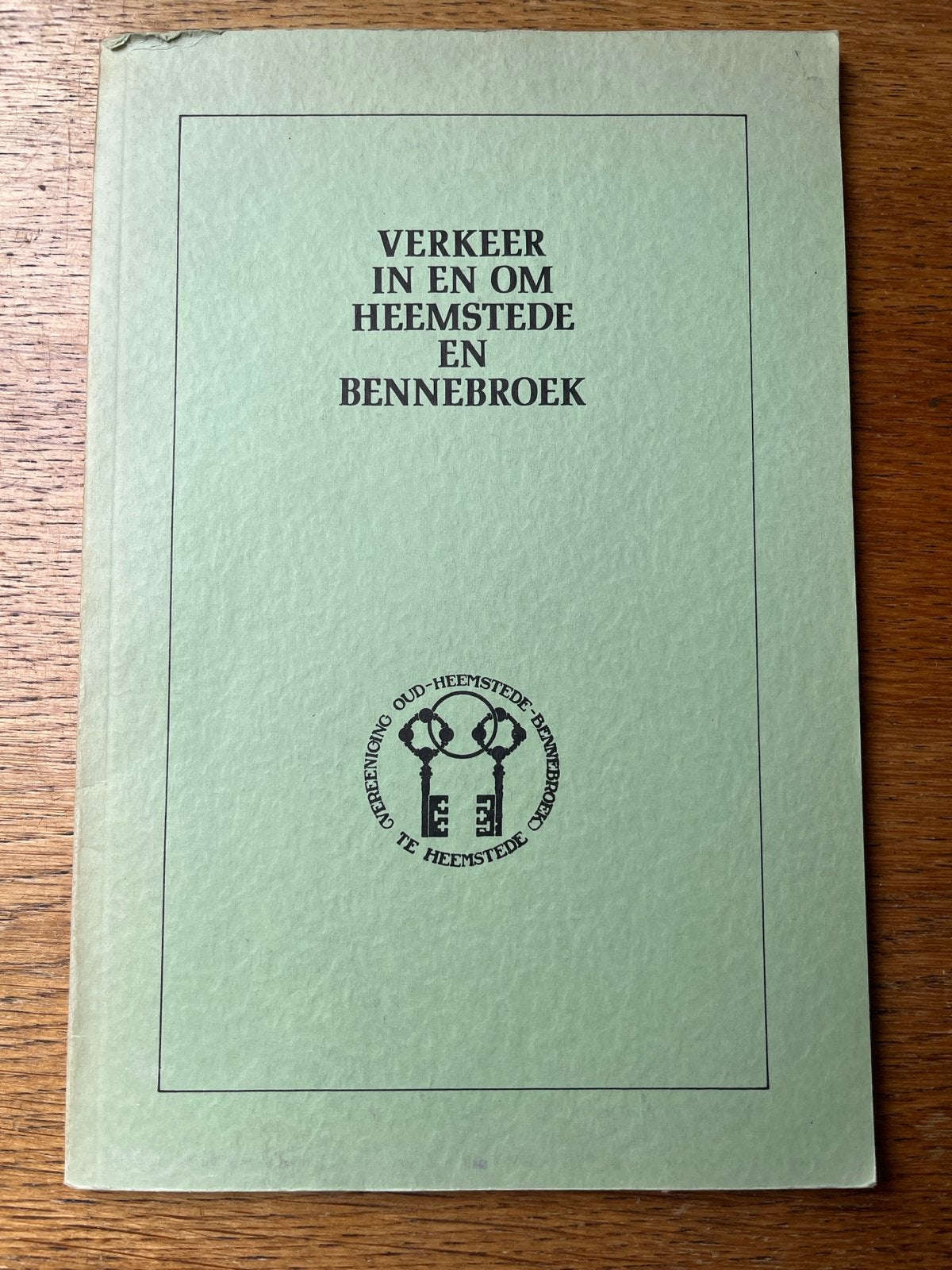 Verkeer in en om Heemstede en Bennebroek, Boeken, Ophalen of Verzenden, 20e eeuw of later, Gelezen