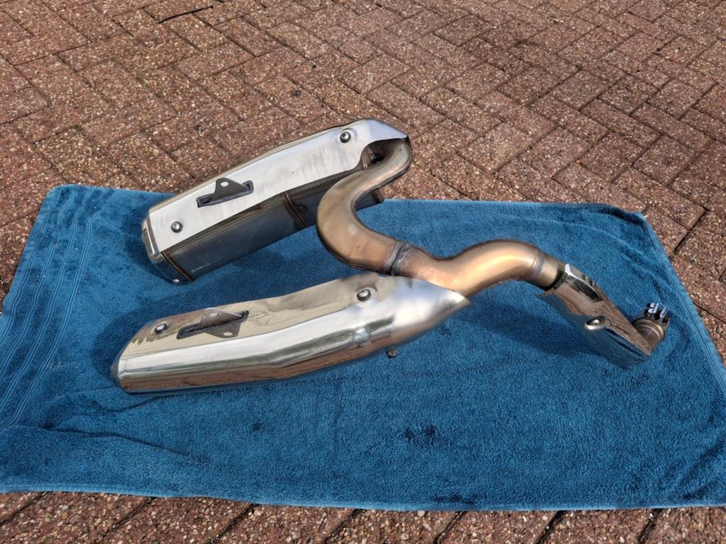 Honda VFR 800 uitlaat demper, Motoren, Ophalen