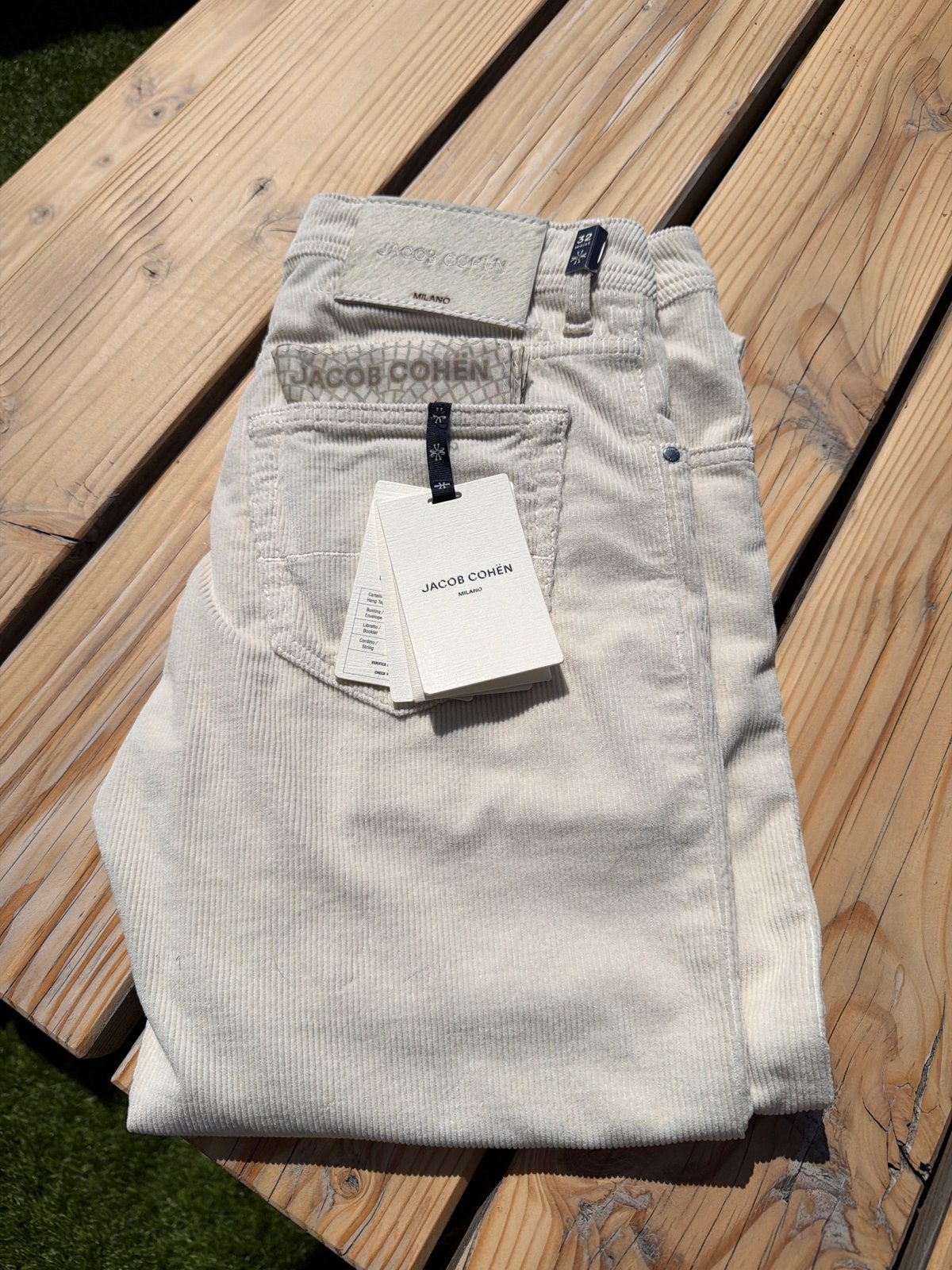 Nieuwe Jacob Cohen  Nick slim ribbroek maat 32, Kleding | Heren, Broeken en Pantalons, Ophalen of Verzenden, Nieuw, Maat 48/50 (M)