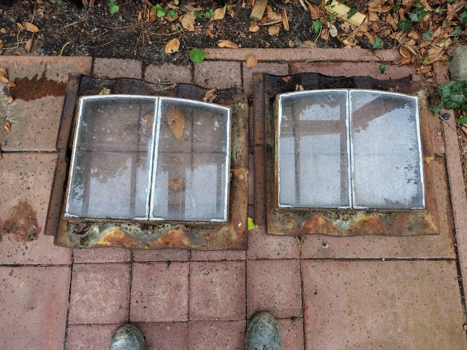 2 stuks stalen dakramen, Doe-het-zelf en Verbouw, Glas en Ramen, Gebruikt, Minder dan 80 cm, Minder dan 80 cm, Ophalen of Verzenden