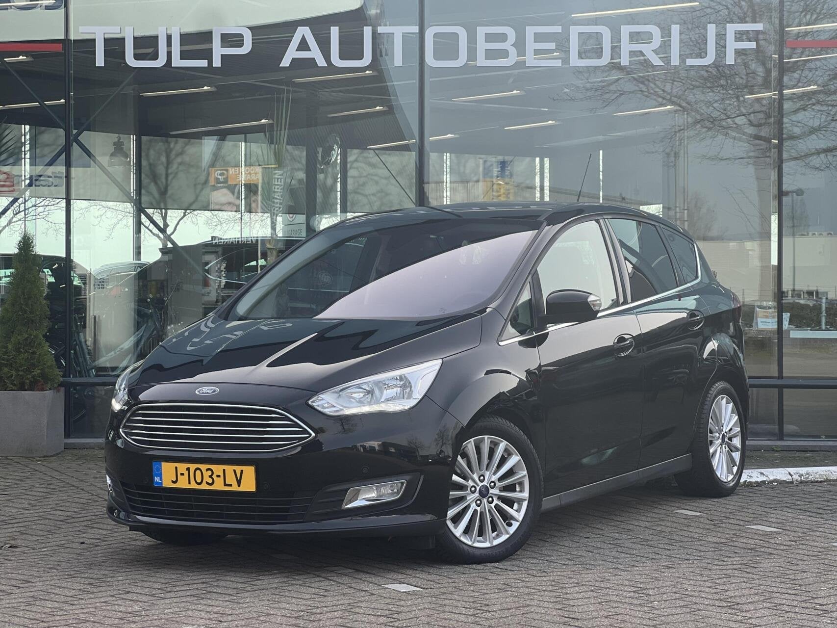 Ford C-Max 1.5 Titanium LET OP! Automaat geeft storing!, Dealer onderhouden, 4 cilinders, 150 pk, Zwart