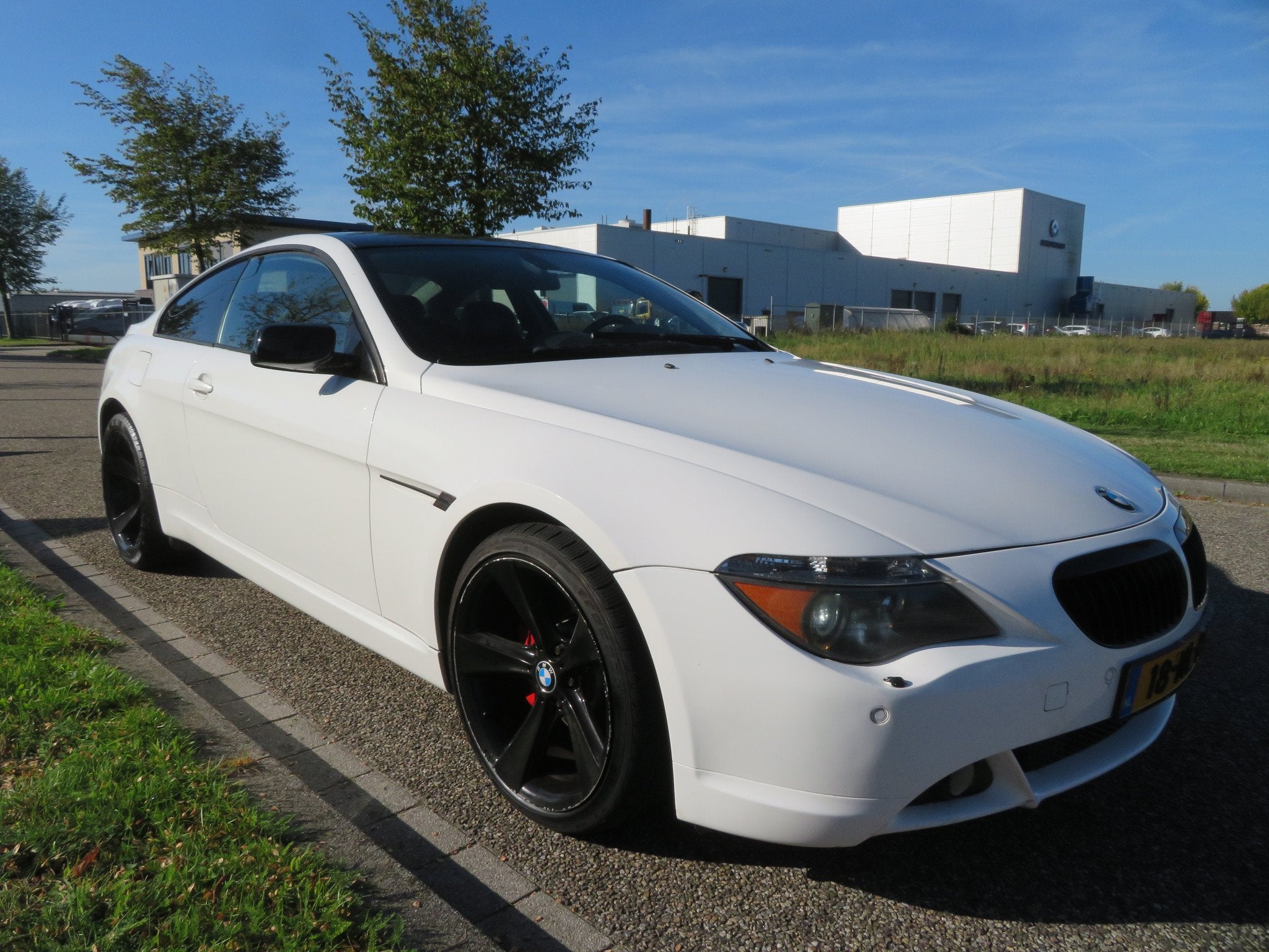 BMW 6 Serie 4.4 CI 645 COUPE AUT WHITE (bj 2003), Auto's, 0 cilinders, Gebruikt, Overige brandstoffen, Wit