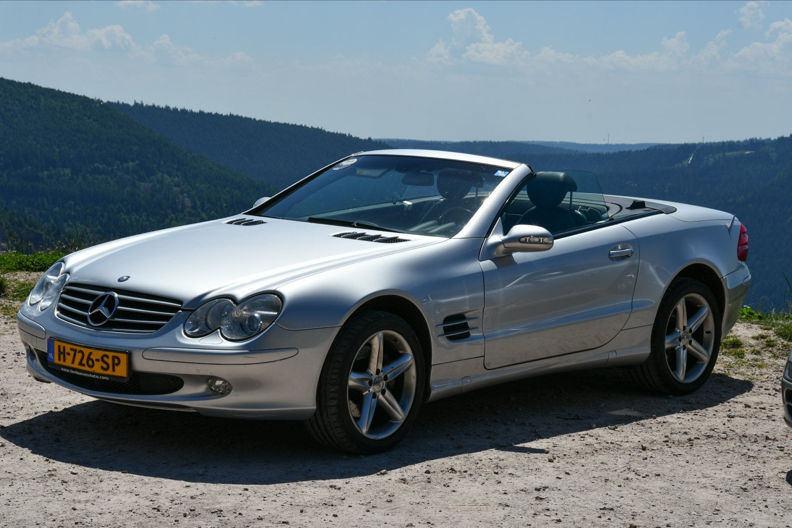 SL500 - Mercedes-Benz 2003 Zilver, Auto's, Mercedes-Benz, Automaat, 1780 kg, Achterwielaandrijving, 8 cilinders