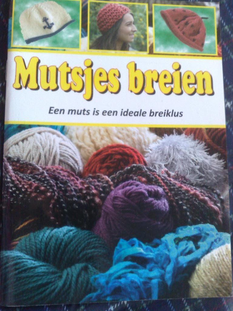 Mutsjes breien - Een muts is een ideale breiklus, Hobby en Vrije tijd, Breien en Haken, Verzenden, Zo goed als nieuw, Breien, Patroon of Boek