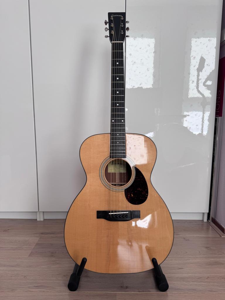Eastman E10 OM-TC akoestische gitaar met koffer, Ophalen, Zo goed als nieuw, Western- of Steelstringgitaar, Met koffer