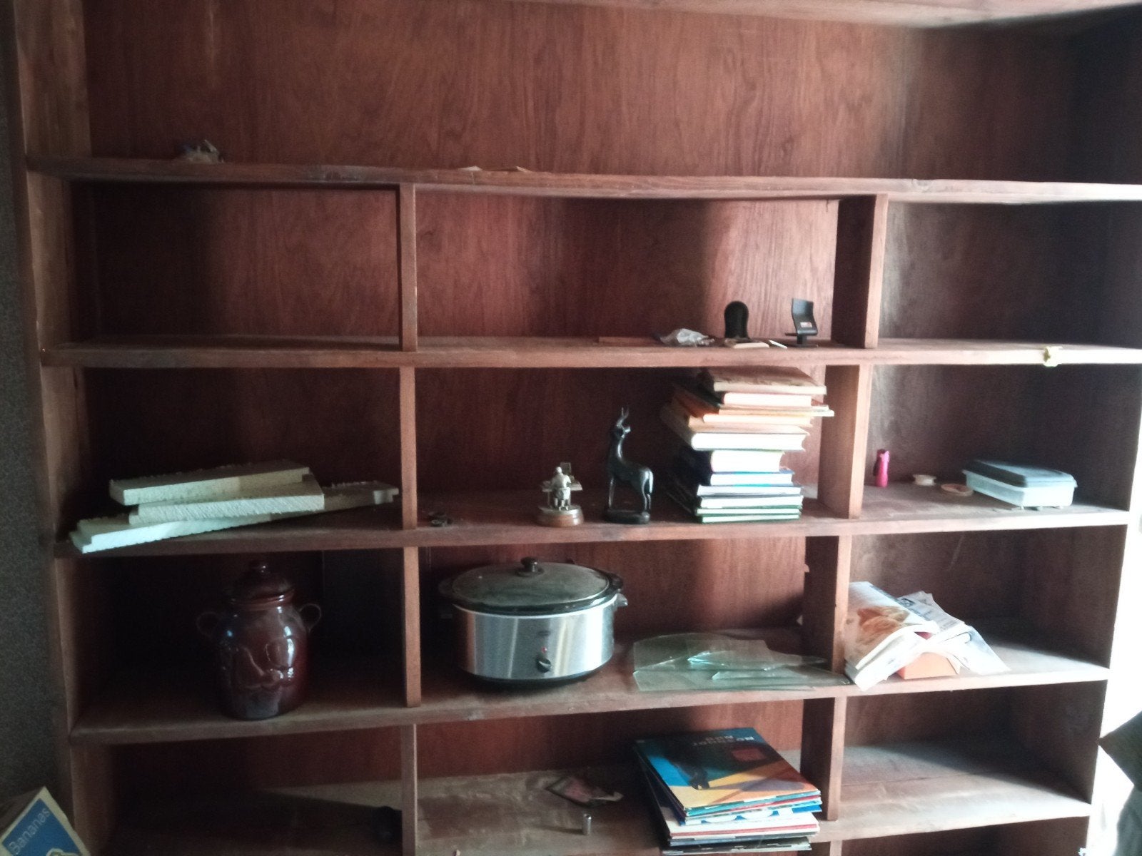 Grote houten boekenkast met veel opbergruimte, Ophalen, Met plank(en), Gebruikt, 200 cm of meer