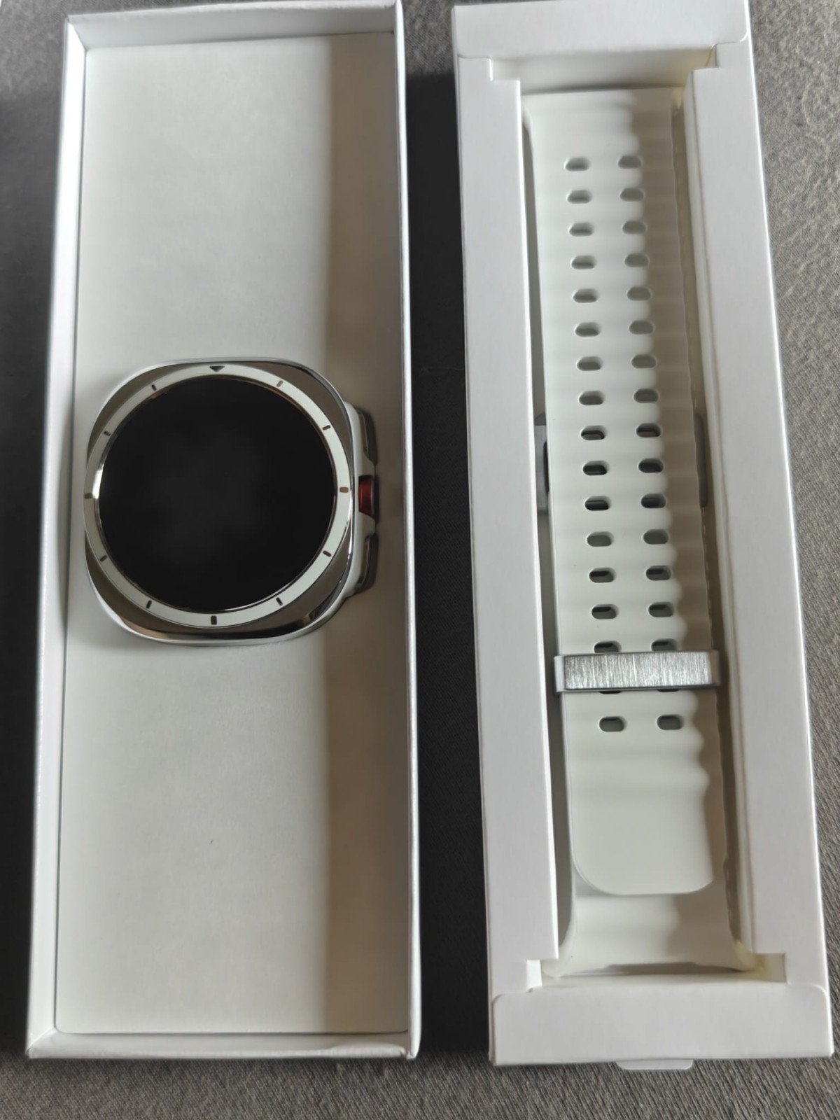 Foto 3 van Samsung Galaxy Ultra Watch