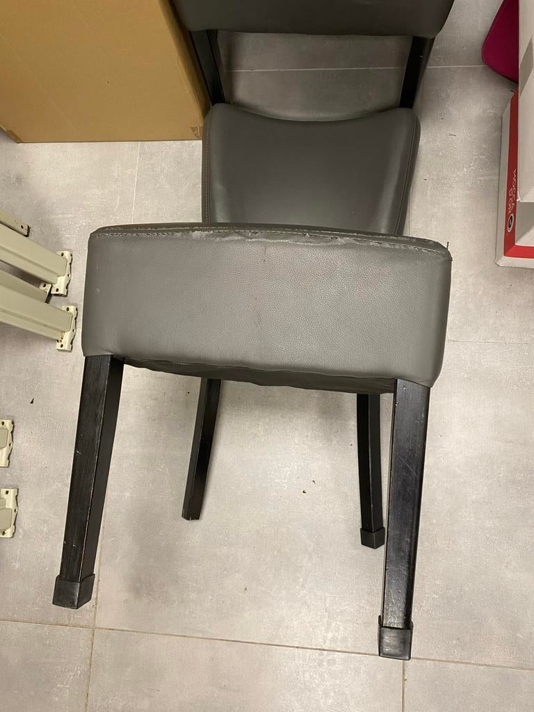 3 Grijze stoelen - Gebruikt, Ophalen, Gebruikt, Drie, Leer