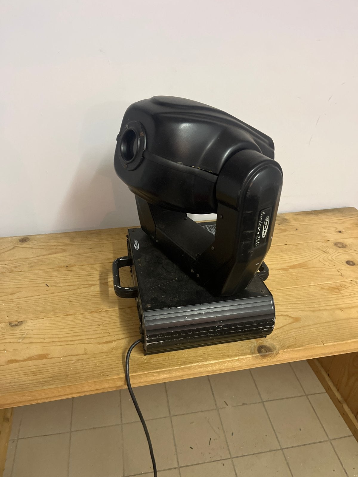 Showtec Hurricane 250 Moving Head Lichteffect, Muziek en Instrumenten, Ophalen, Gebruikt