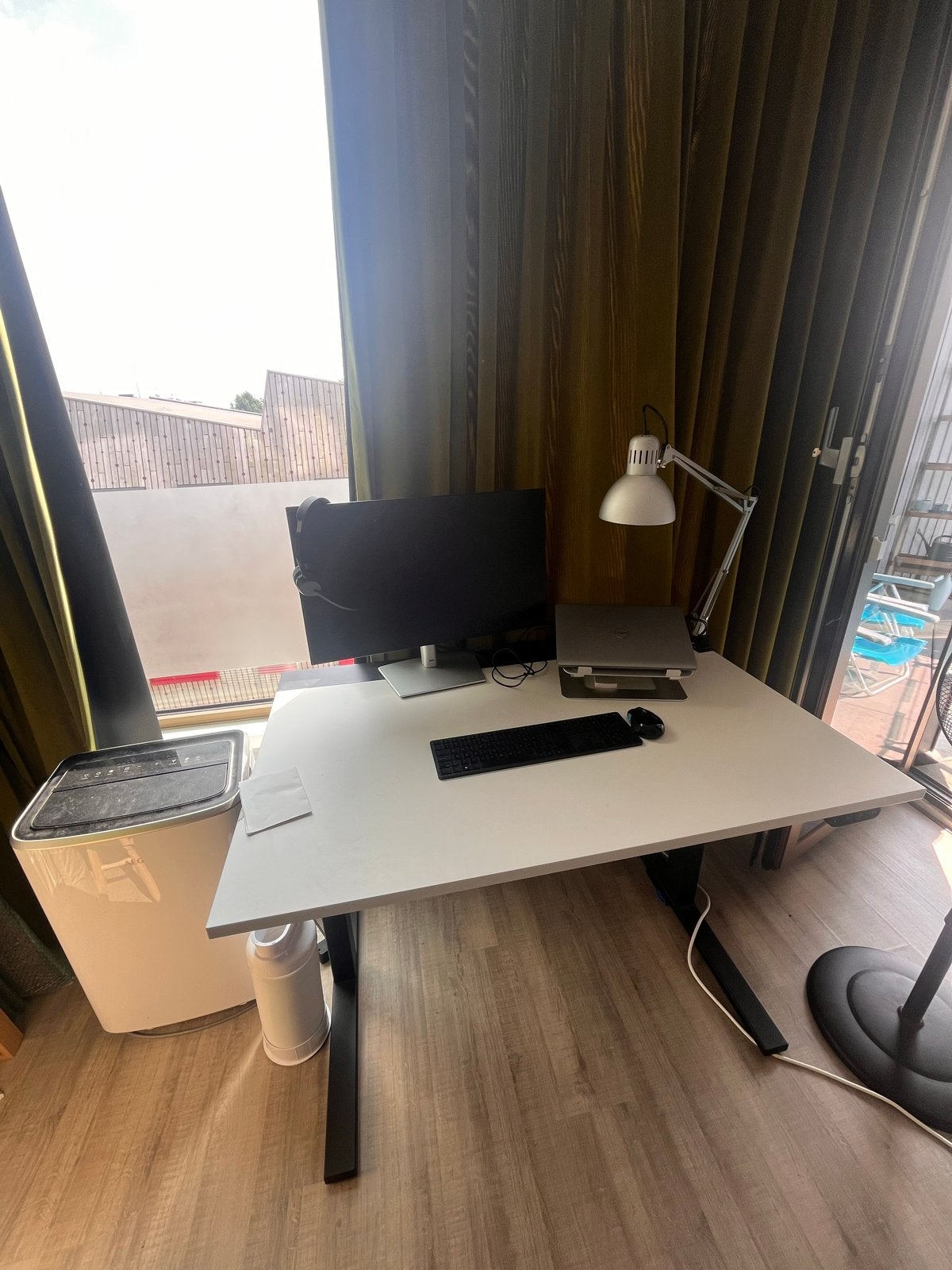 IKEA Zit-sta bureau, in hoogte verstelbaar, 120x80cm, Ophalen, Zit-sta bureau, In hoogte verstelbaar, Zo goed als nieuw