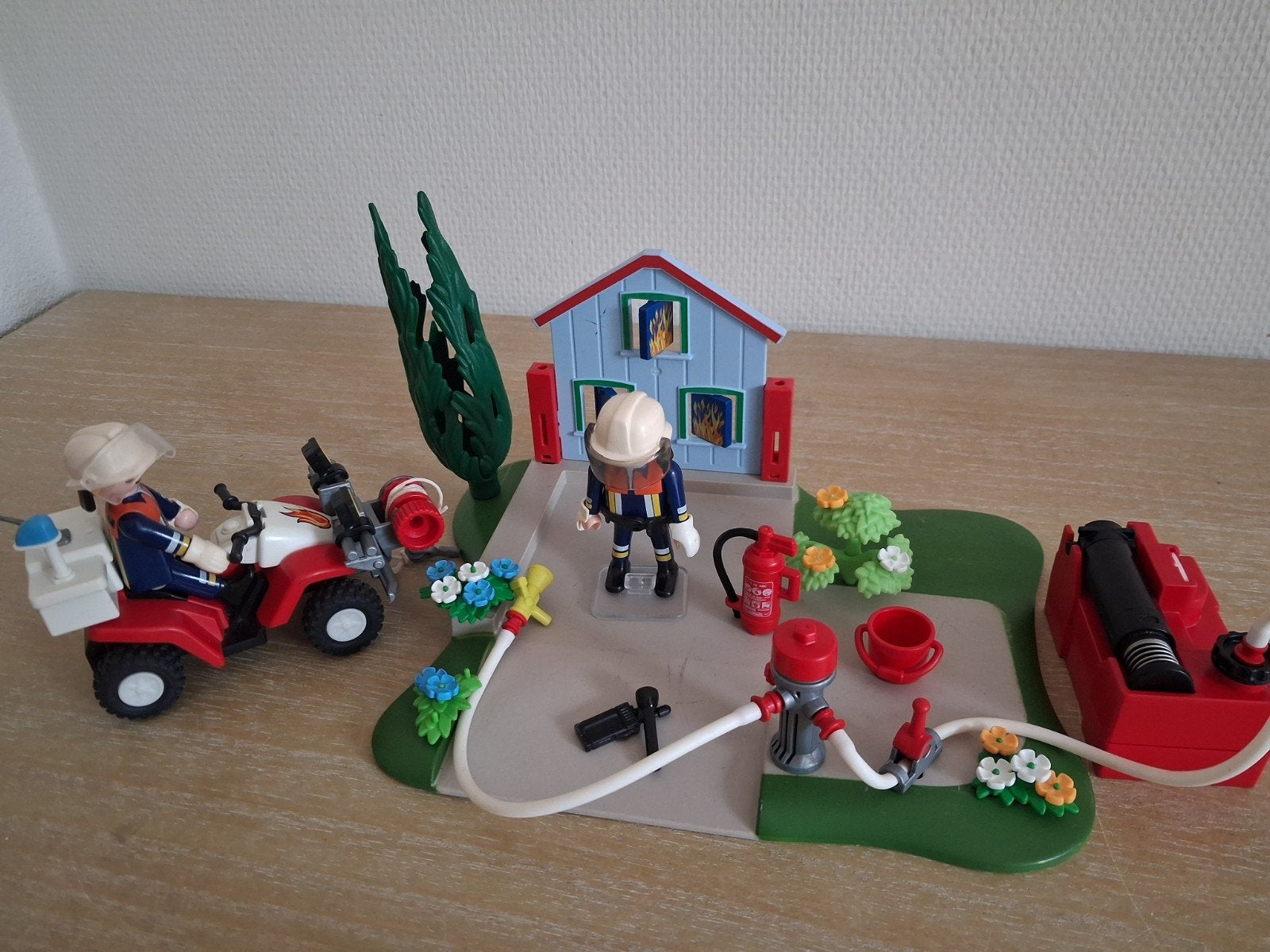 Playmobil brandweer in actie,  met quad set 5169, Ophalen of Verzenden, Zo goed als nieuw, Complete set