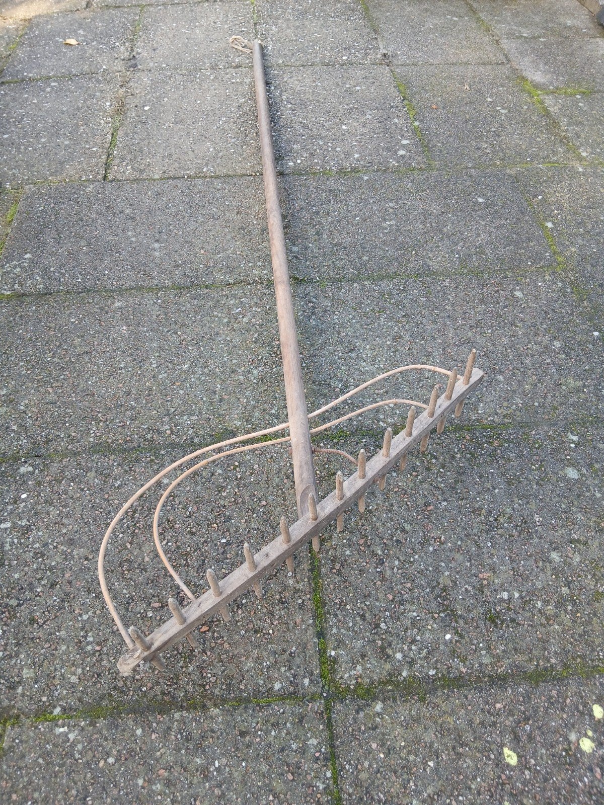 Houten hark met lange steel - Tuin Hark, Tuin en Terras, Ophalen, Gebruikt, Hark
