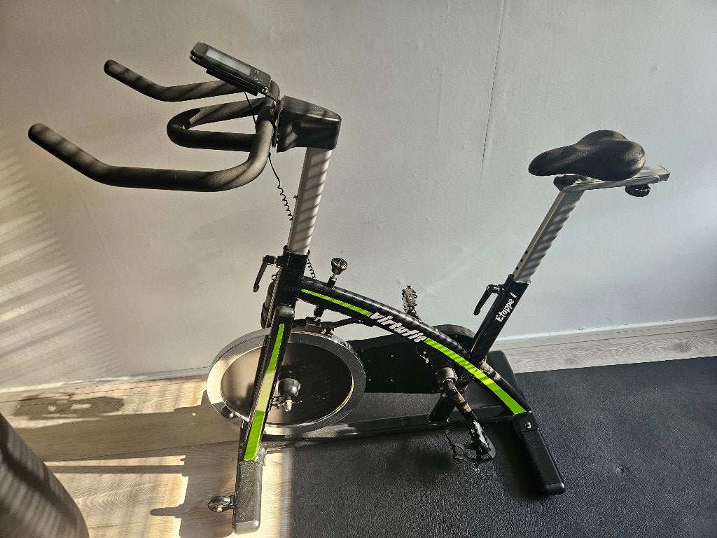 VirtuFit Etape 1 Spinbike - Zo goed als nieuw, Sport en Fitness, Fitnessapparatuur, Ophalen, Spinningfiets, Zo goed als nieuw