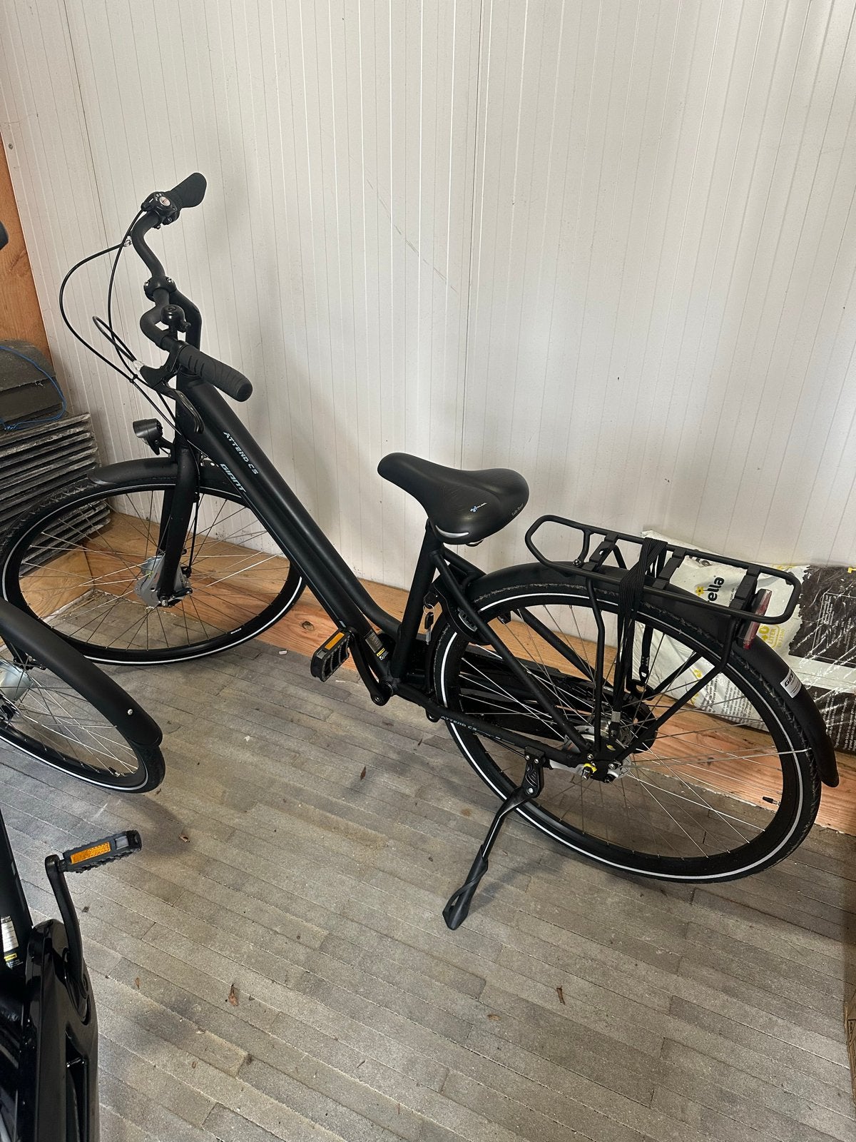 Giant Atttend CS Fiets - Zo goed als nieuw, Ophalen, 53 tot 56 cm, Velgrem, Versnellingen