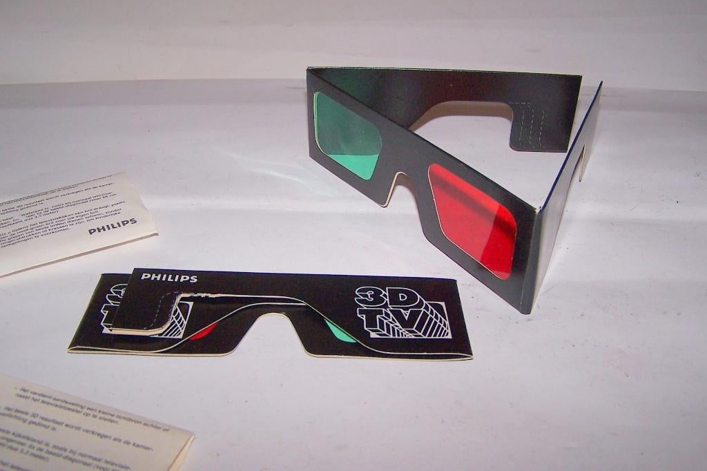 2x Vintage Philips 3D TV bril. Nw., Verzamelen, Ophalen of Verzenden, Overige typen