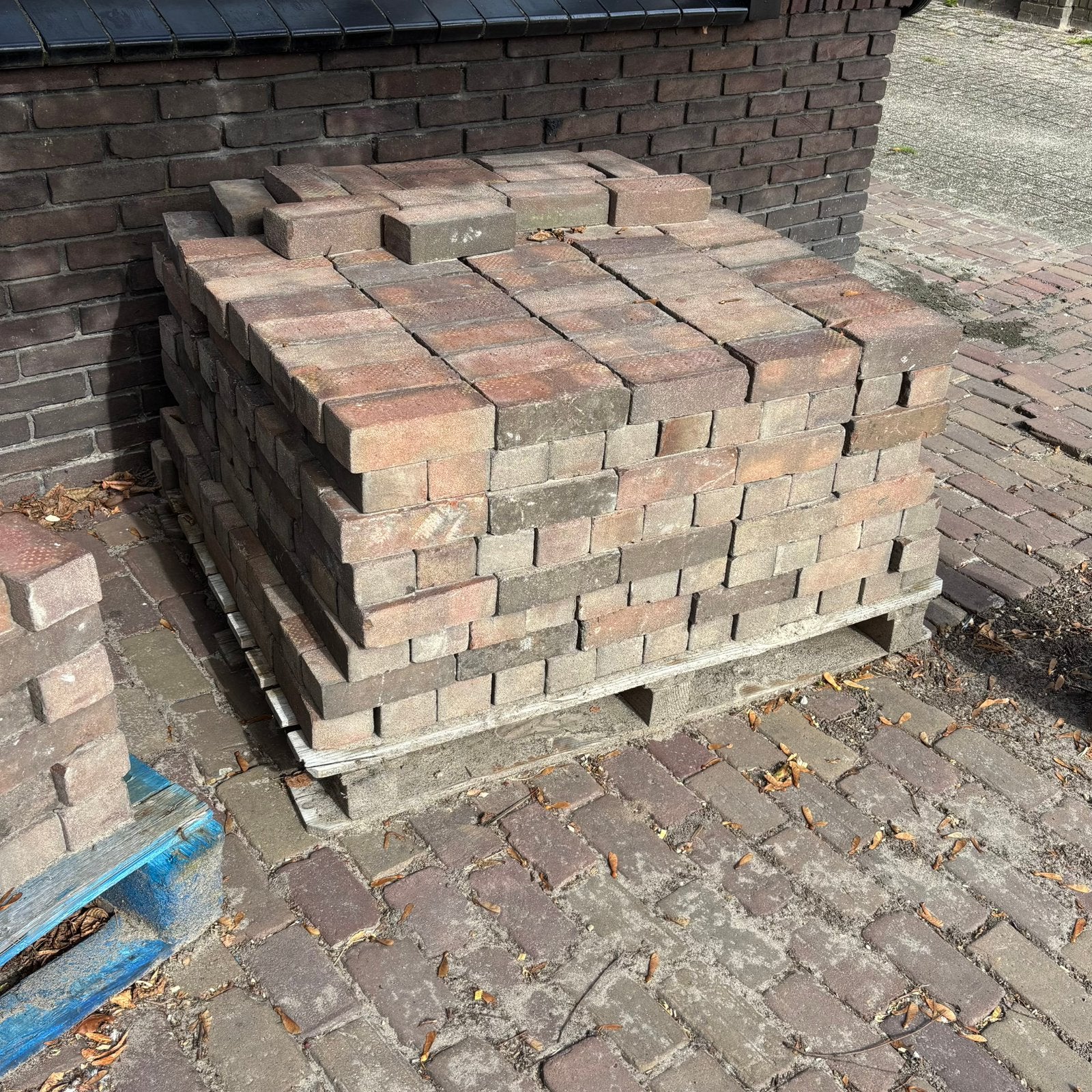 Sierbestrating rood en grijstinten 12 m2, Ophalen, Zo goed als nieuw, Beton, Klinkers