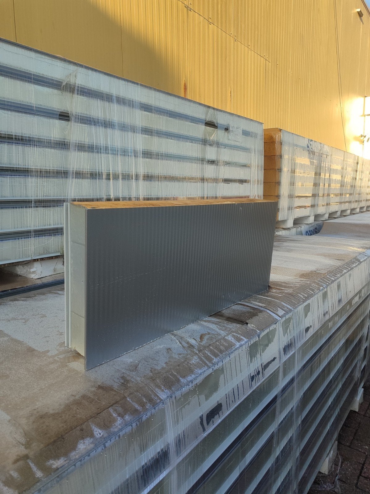 23 isolatiepanelen 15 cm dik voor stacaravan, Ophalen, Gebruikt, 12 cm of meer, 15 m² of meer