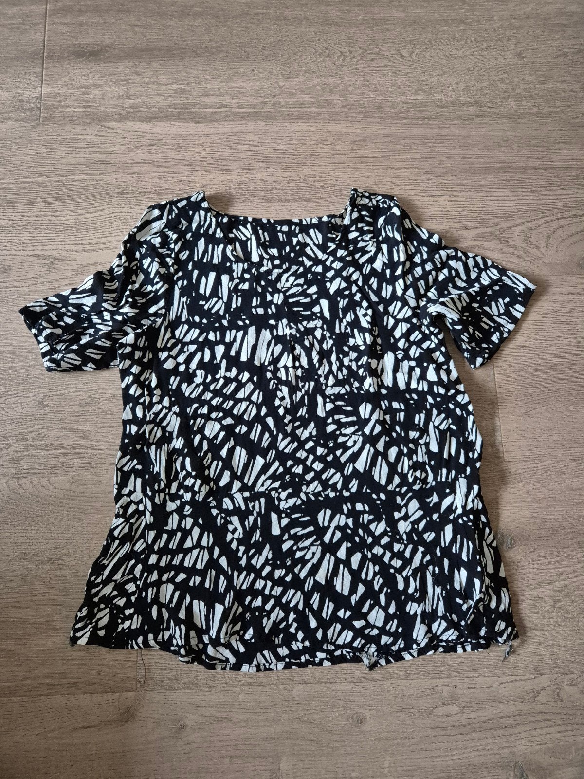 Mooie top maat 38, Kleding | Dames, Tops, Maat 38/40 (M), Zwart, Ophalen of Verzenden, Zo goed als nieuw