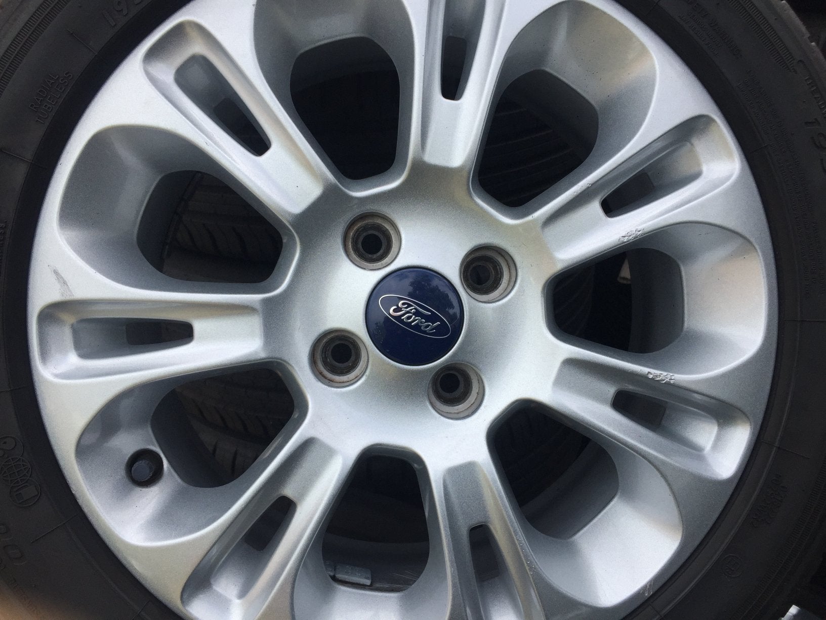 15 inch  2x Ford  Ka velgen met banden 4x98, Gebruikt, 15 inch, Banden en Velgen, Ophalen of Verzenden
