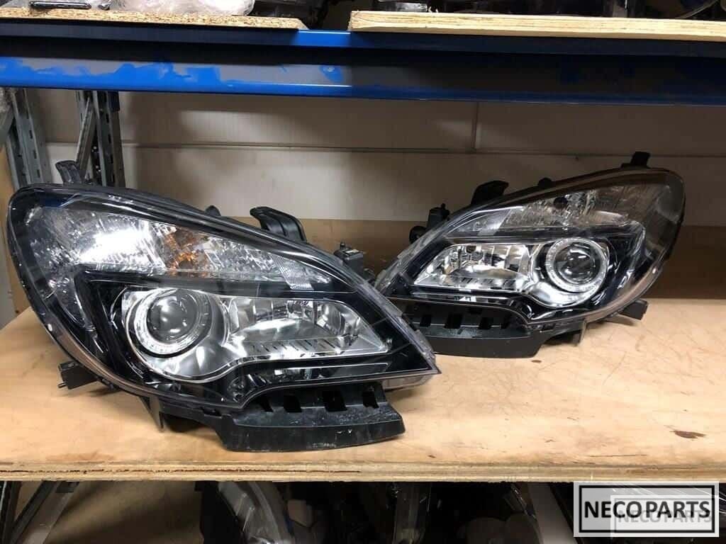 OPEL MOKKA XENON KOPLAMPEN ORIGINEEL ALLES LEVERBAAR !!!, Gebruikt, -, -, Opel
