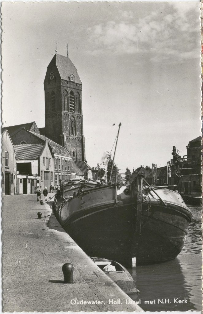 Oudewater  Holl. IJssel met N.H.Kerk, Verzenden, 1940 tot 1960, Ongelopen, Utrecht