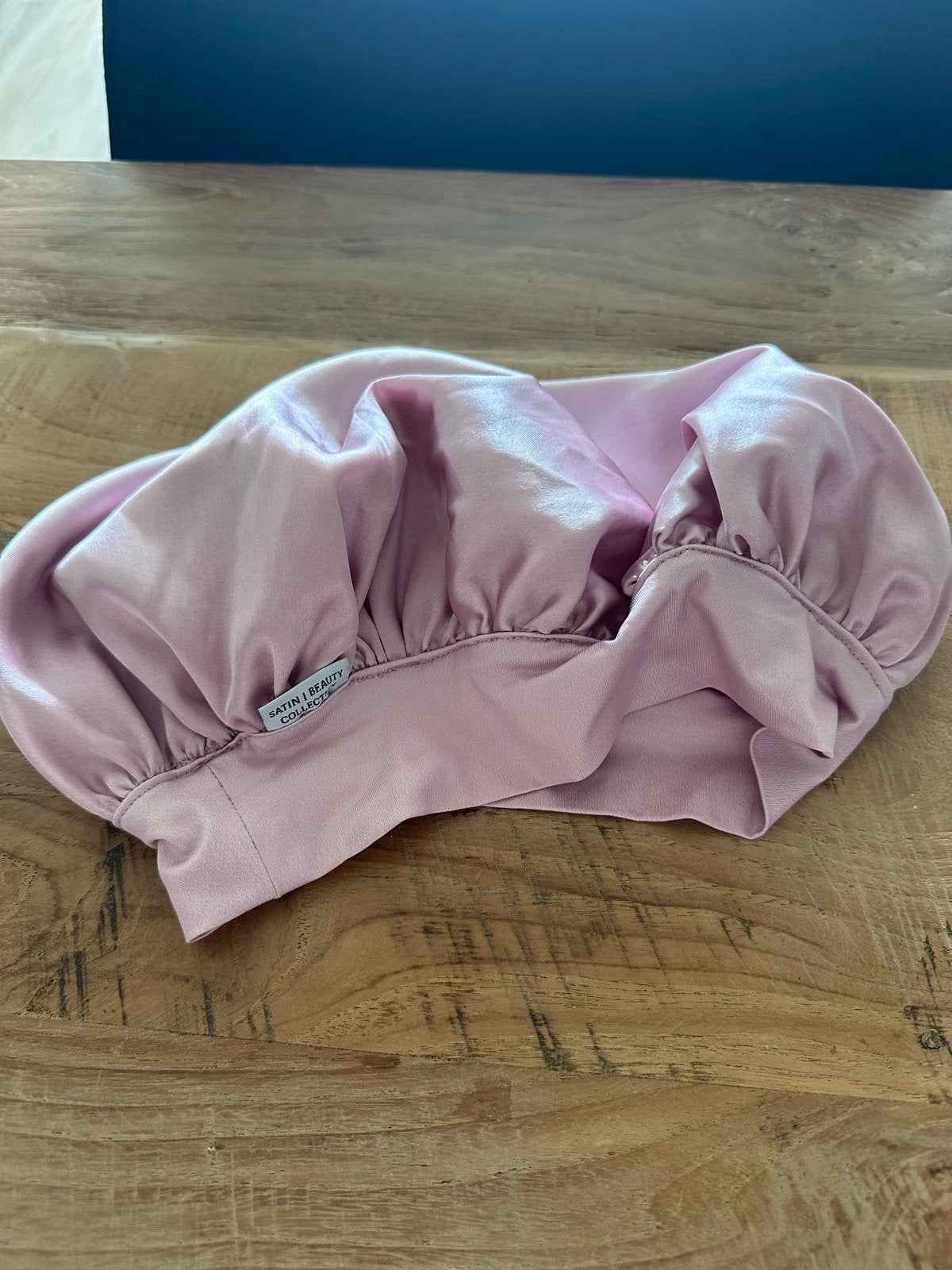 Satijnen Bonnet - Roze, Ophalen of Verzenden, Zo goed als nieuw, One size fits all, Hoed