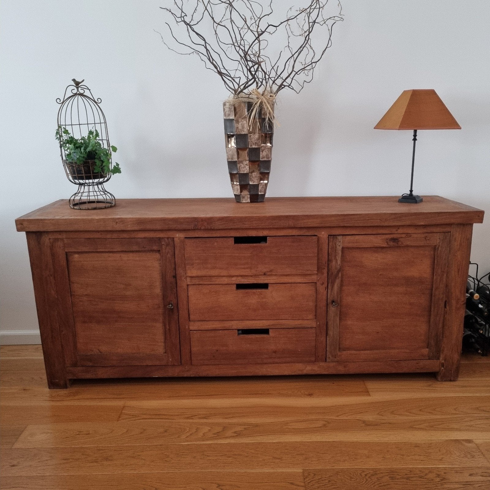 T.K.A Prachtig Massief Houten Dressoir Landelijk en Stoer, Ophalen, Met deur(en), Teakhout, Zo goed als nieuw