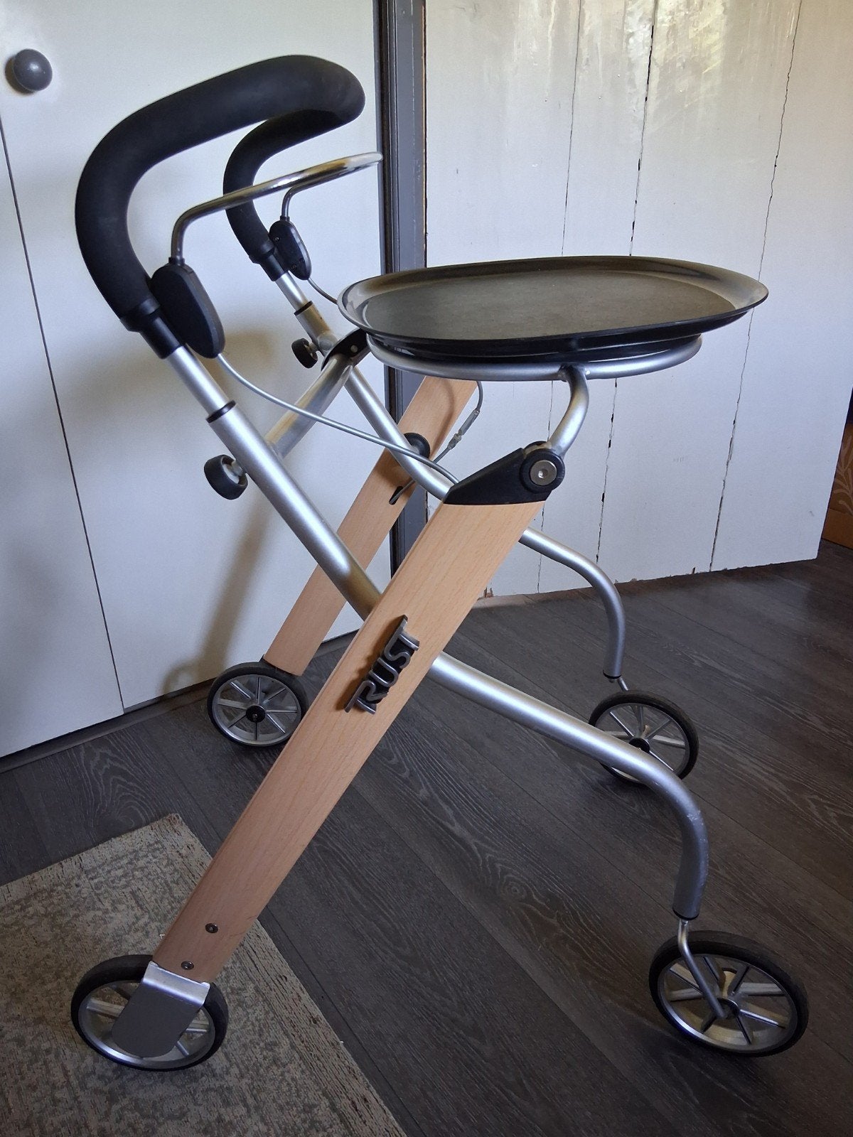 Binnenrollator, Diversen, Rollators, Ophalen, Opvouwbaar, Zo goed als nieuw