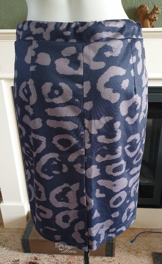 Made in Italy mooie blauw grijze rok L 42 44, Made in Italy, Maat 42/44 (L), Zo goed als nieuw, Knielengte