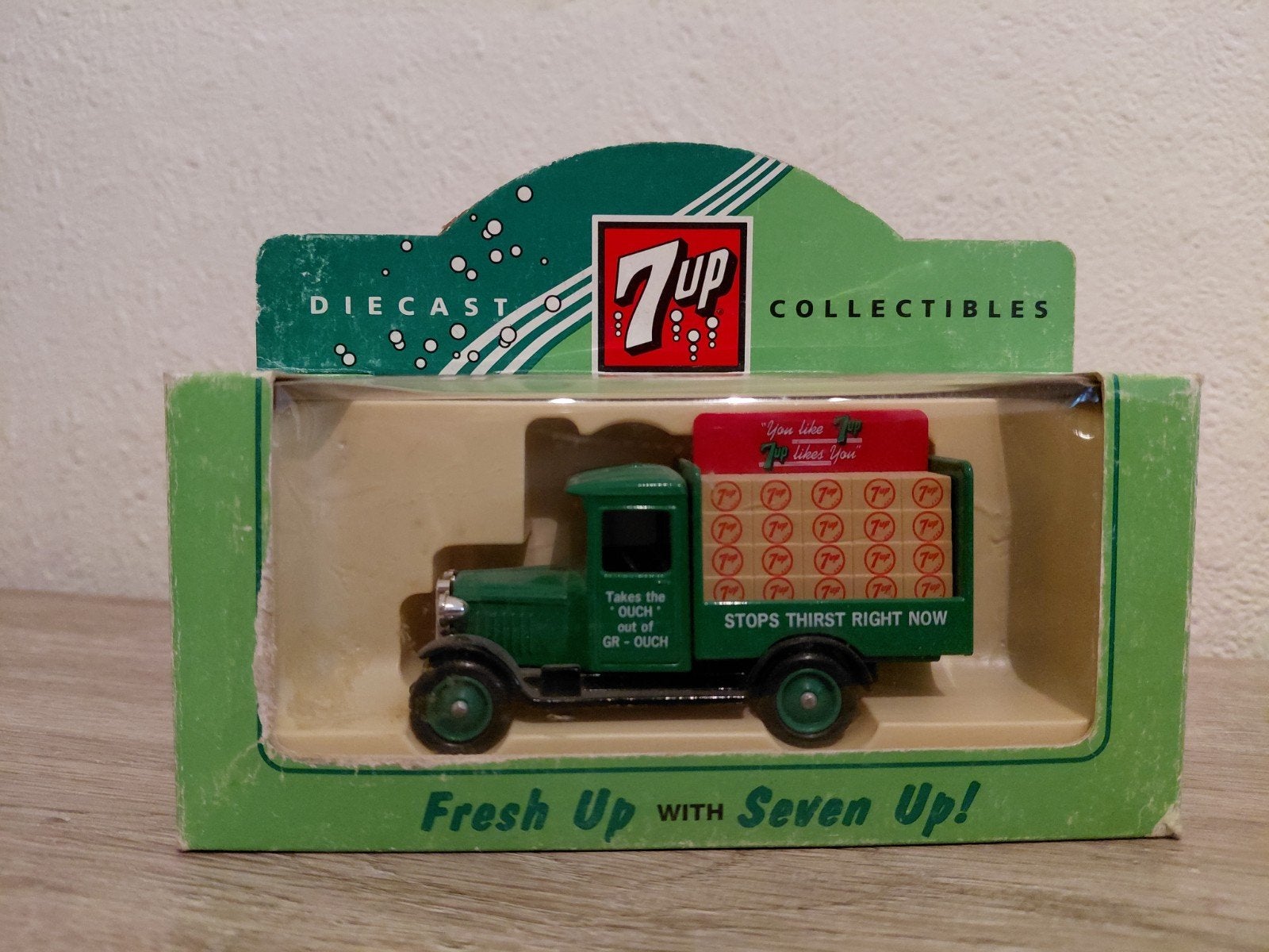 '7- UP' Chevrolet Bottle Van, Overige merken, Verzenden, 1:32 tot 1:50, Nieuw