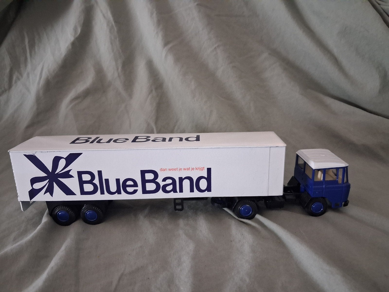 Blue Band vrachtwagen met oplegger - Modelauto, Ophalen of Verzenden, Zo goed als nieuw
