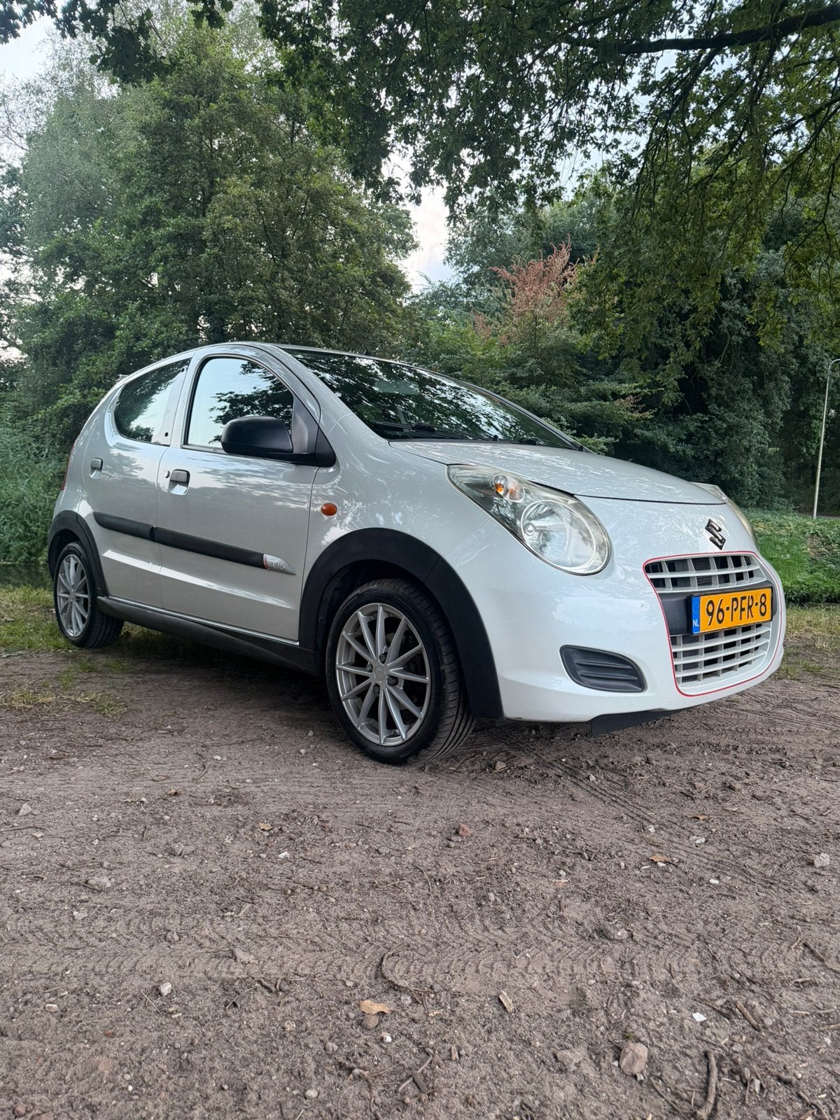 Suzuki Alto gt sport! 1.0 2011 Wit airco, Auto's, Suzuki, Voorwielaandrijving, 200 kg, 4 stoelen, Origineel Nederlands
