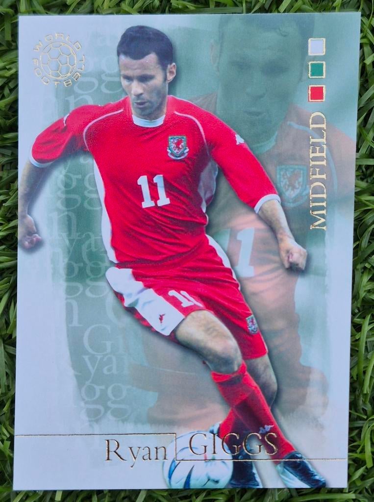 Futera, Ryan Giggs - Wales, 2004, Verzamelen, Sportartikelen en Voetbal, Zo goed als nieuw, Poster, Plaatje of Sticker, Buitenlandse clubs
