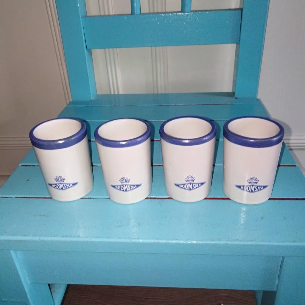 Boomsma steentjes borrelglaasjes wit/blauw aardewerk, Verzamelen, Glas en Borrelglaasjes, Ophalen, Gebruikt, Overige typen