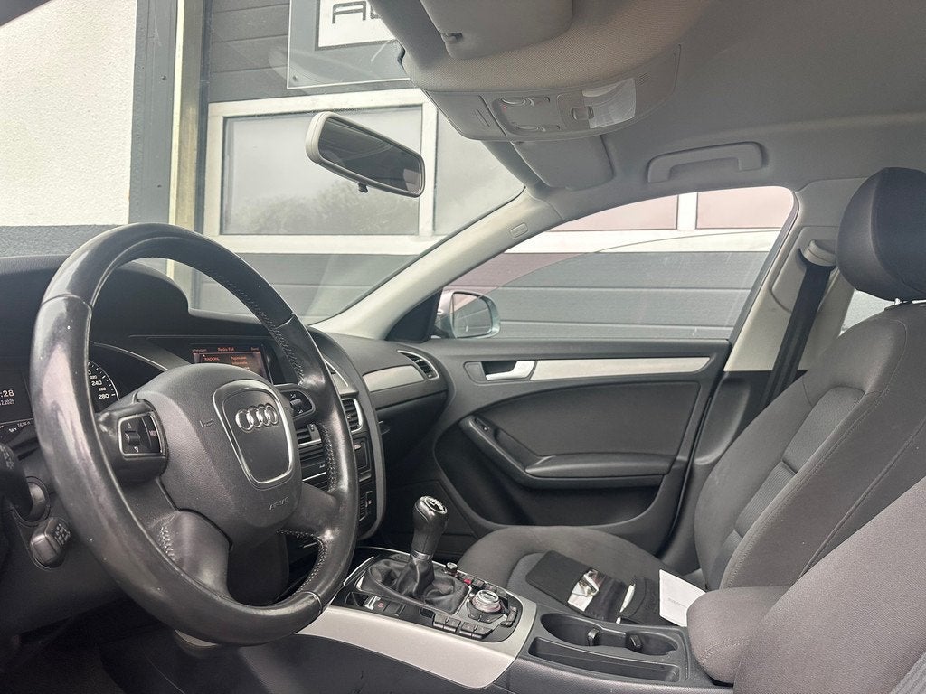 Audi A4 Avant 1.8 TFSI Pro Line I NAVIGATIE I AIRCO I CRUISE, Auto's, Audi, Voorwielaandrijving, Euro 5, Stof, Gebruikt