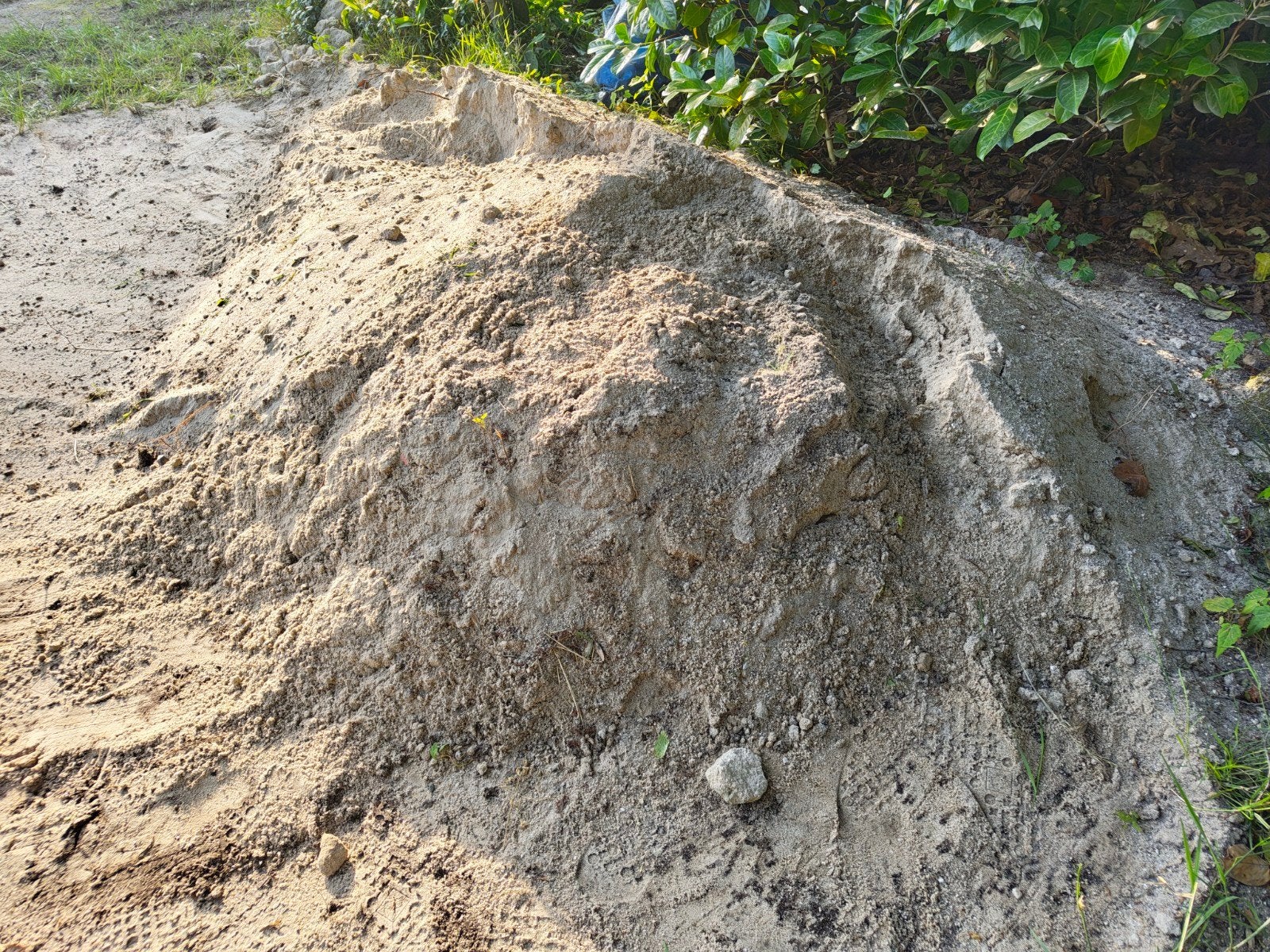 GRATIS +/-1 m3 speelzand/straatzand, Ophalen, Zo goed als nieuw, Speelzand