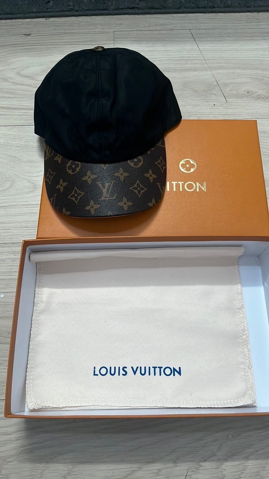 Louis Vuitton breda, Kleding | Heren, Ophalen of Verzenden, Nieuw